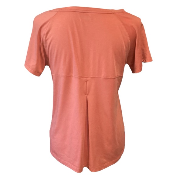 Columbia Pleat Back Short Sleeve Round Neck Active Top, Salmon Color - Small‎ - Picture 4 of 10